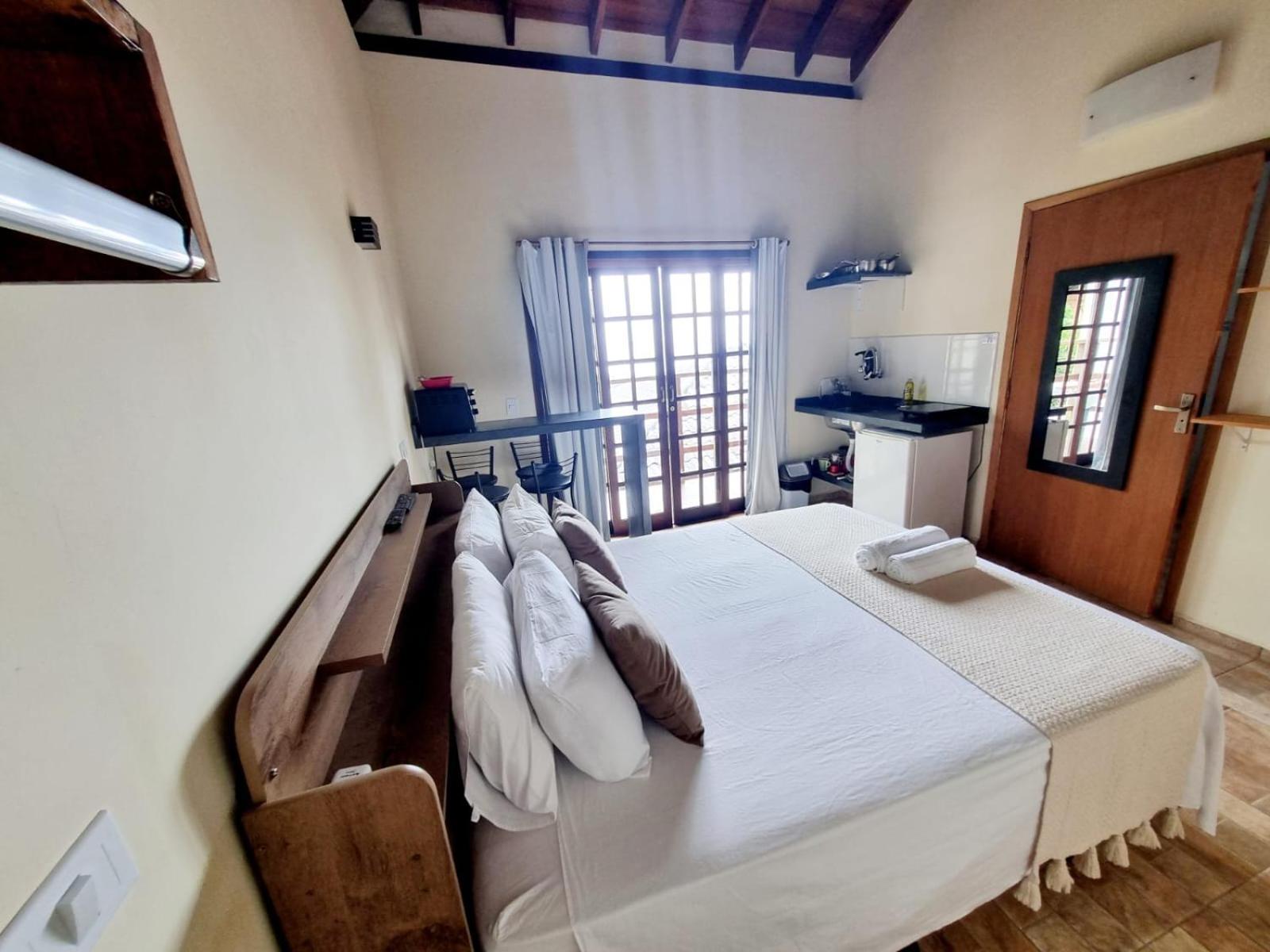 Burung Flats Itamambuca - Hospedagem Com Vista Para O Mar أوباتوبا المظهر الخارجي الصورة