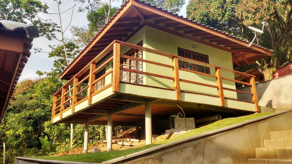 Burung Flats Itamambuca - Hospedagem Com Vista Para O Mar أوباتوبا المظهر الخارجي الصورة