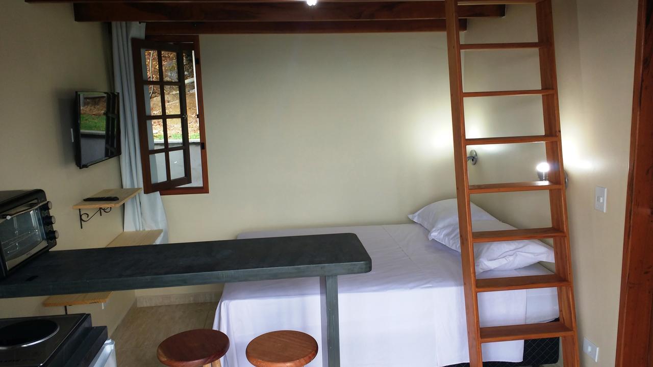 Burung Flats Itamambuca - Hospedagem Com Vista Para O Mar أوباتوبا الغرفة الصورة